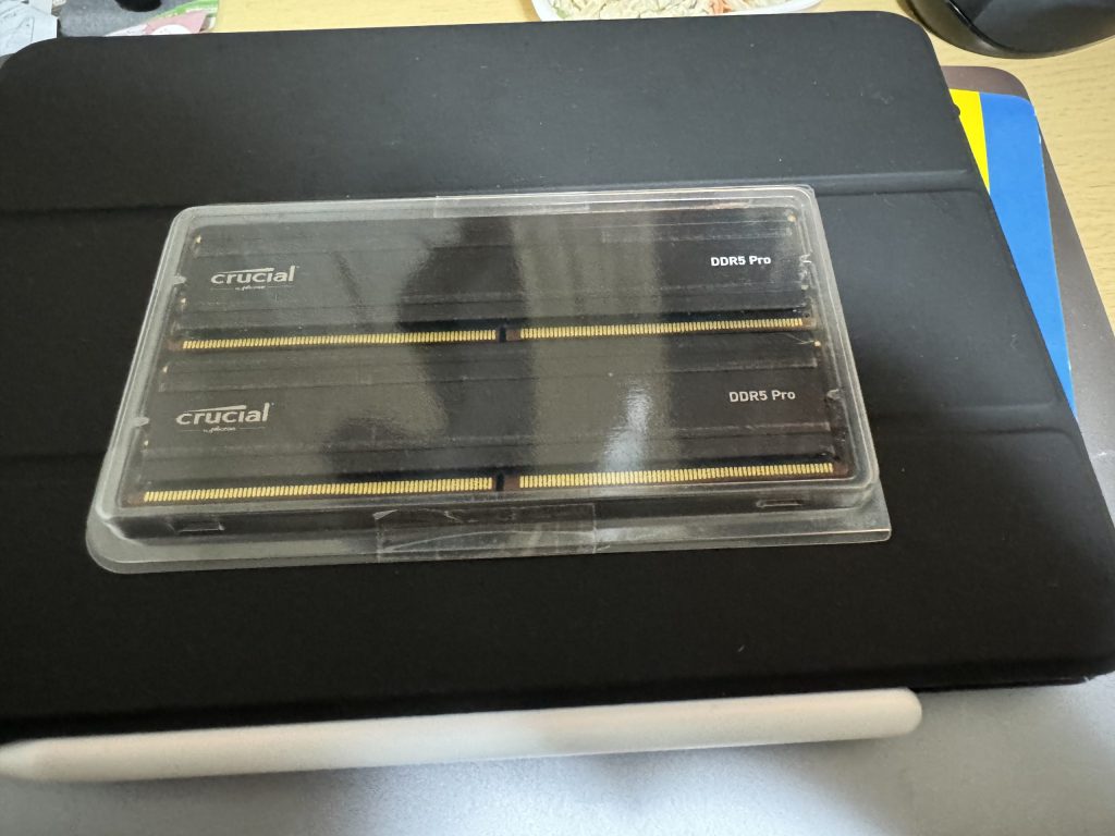 パーツ選定③：Crucial 64GB (CP2K32G56C46U5)