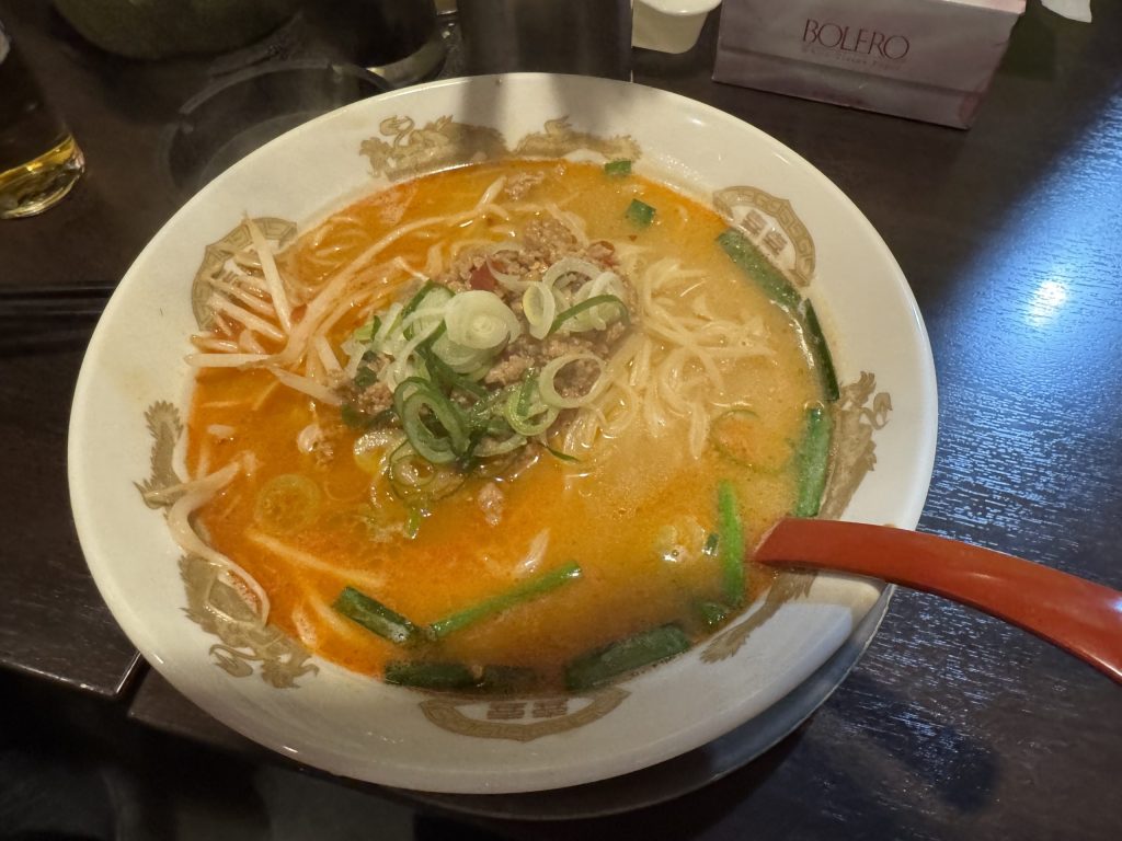 金龍ラーメンの台湾ラーメン。基本の金龍ラーメンをベースにして程よい辛さで〆に抜群でした。