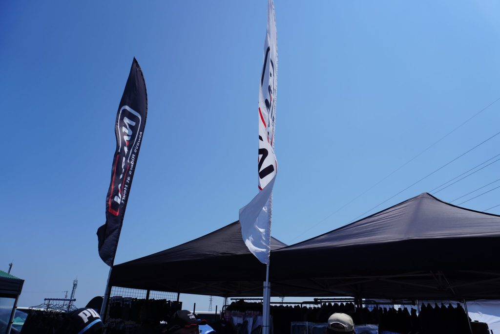 8FESのスポンサー？いわずと知れたバイク用品店NANKAIさんのブース。