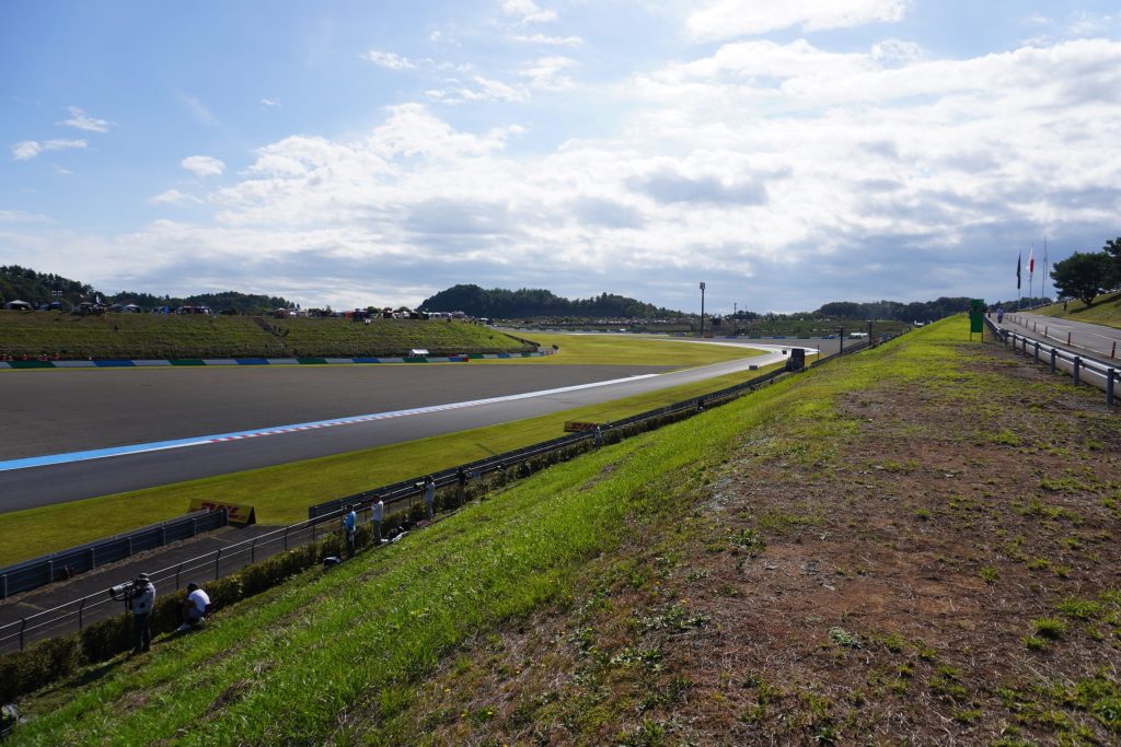 モビリティリゾートもてぎS字内側自由観戦エリア