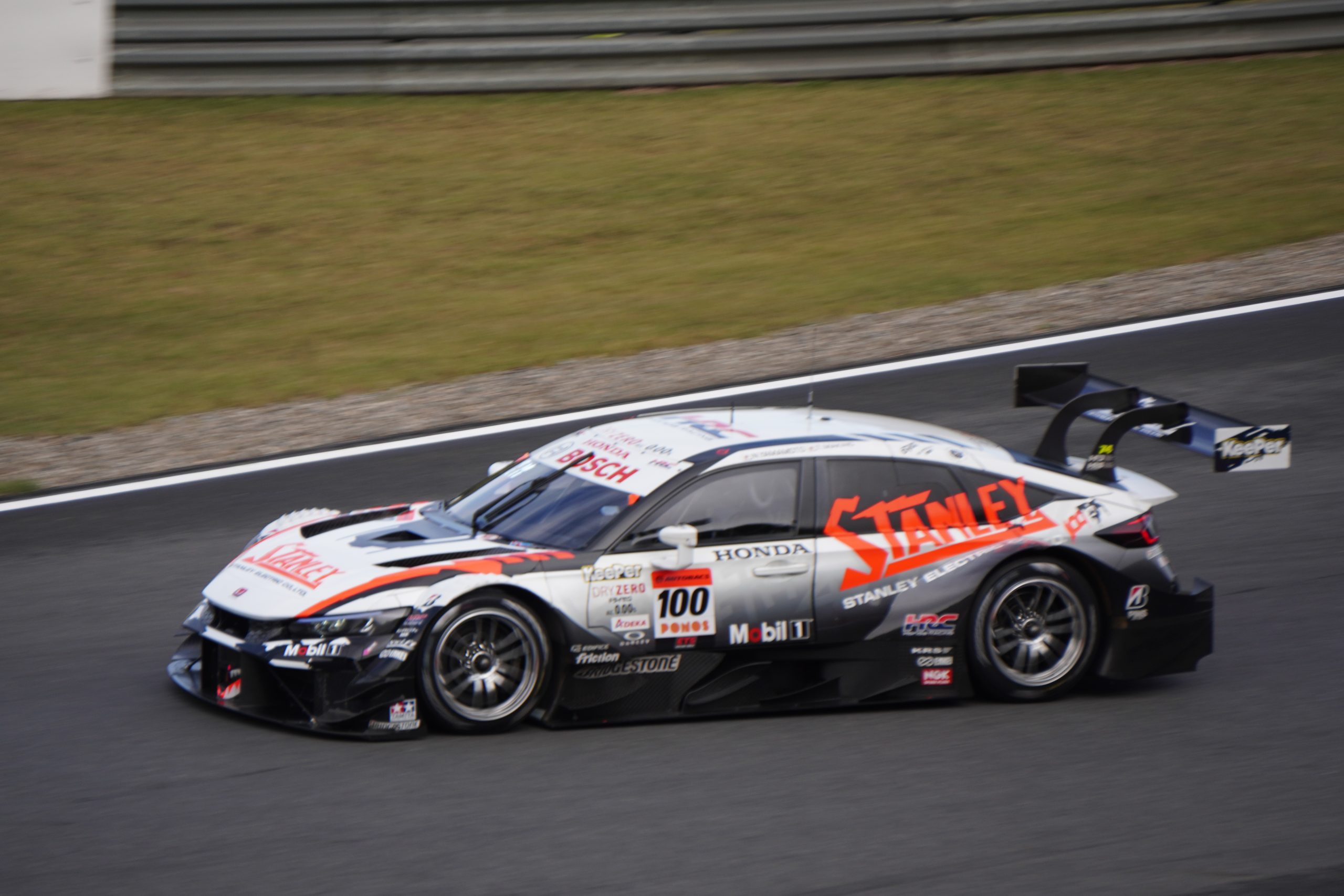 #100 STANLEY CIVIC TYPE-R GT@Z席