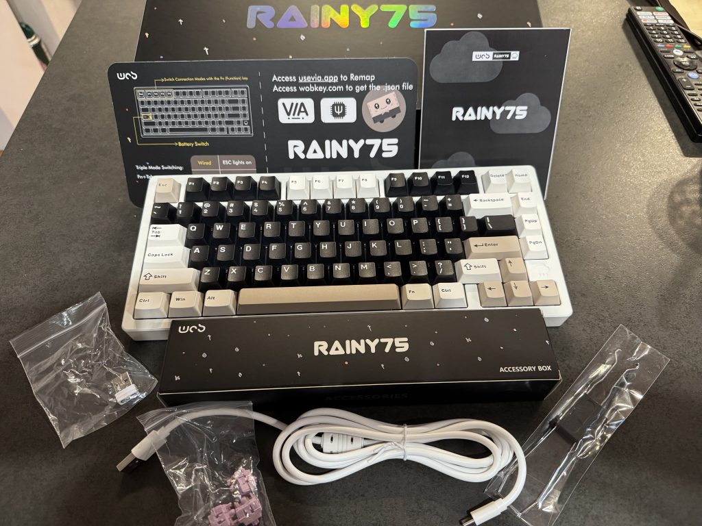 WOBKEY Rainy75開封。同梱物一式。