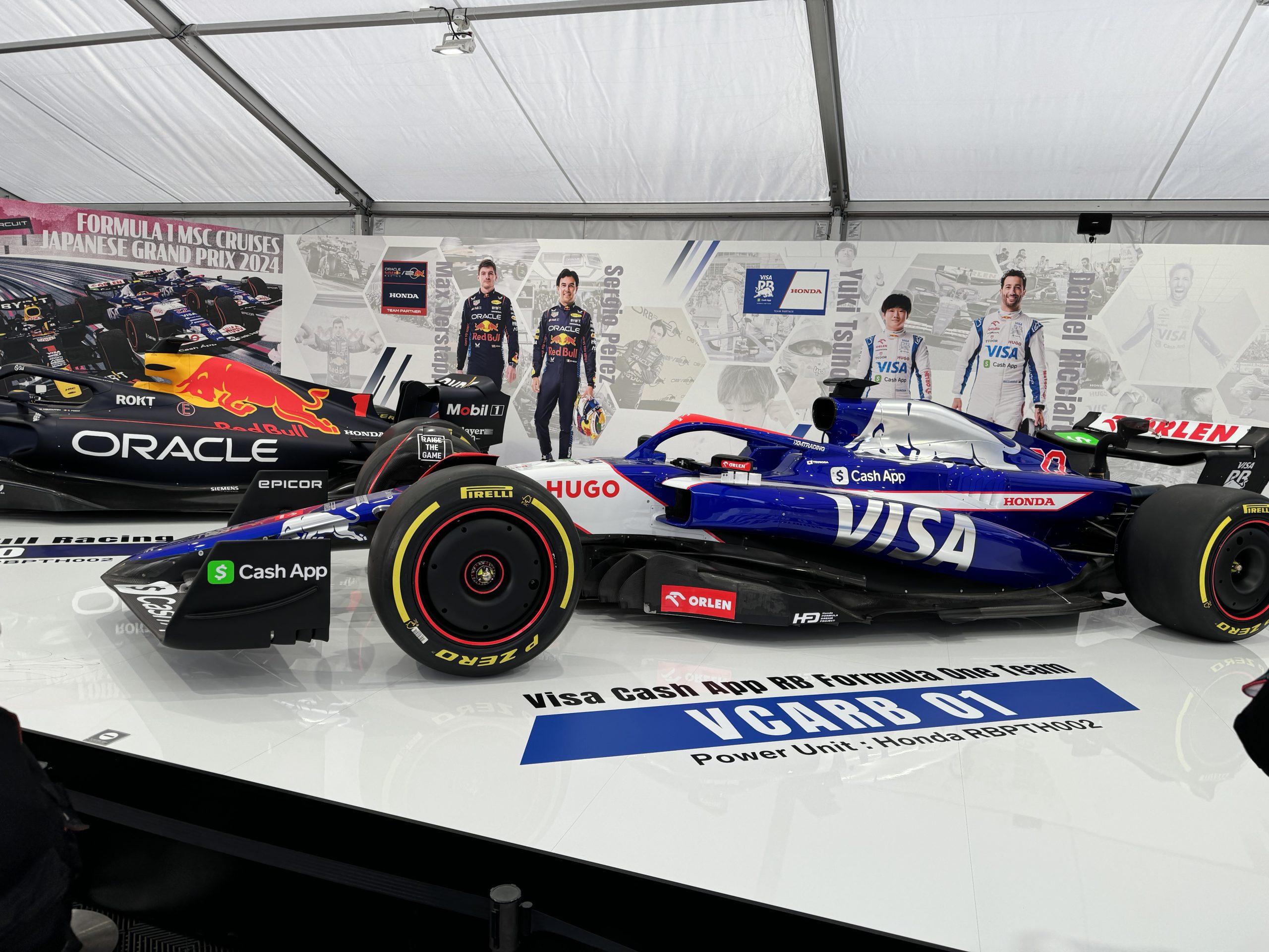 2024年日本GPのマシン展示（RBR＆VCARB）