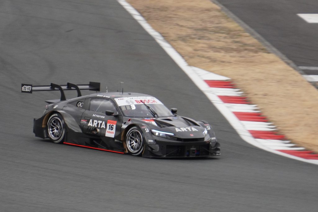 #16 ARTA HRC PRELUDE-GTのヘアピンターンイン