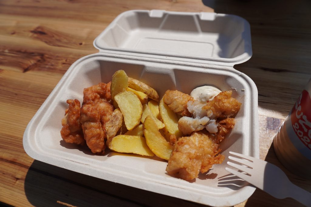 フィッシュ＆チップス＆チキン 1500円