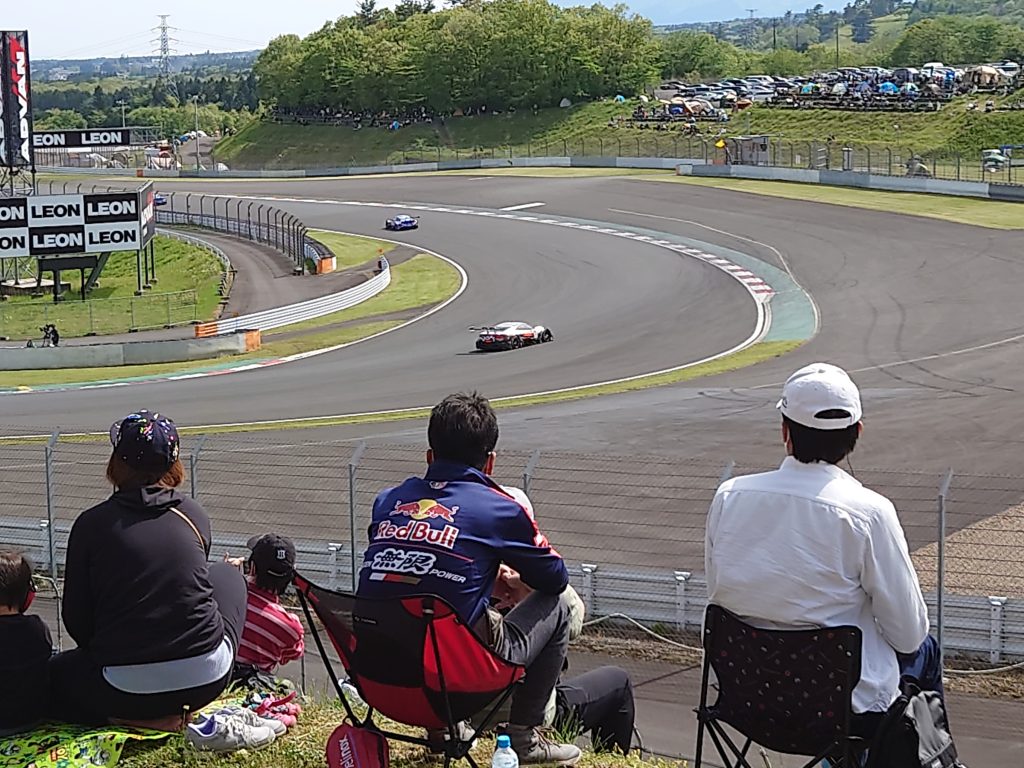 アドバンコーナー入り口側。